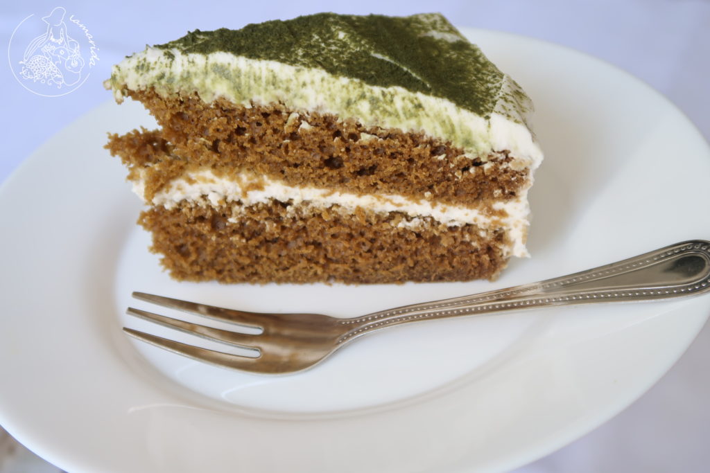 tort z matchą
