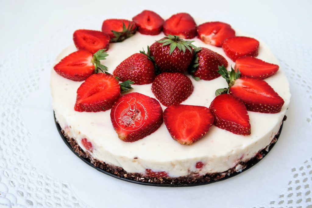 tort jogurtowy