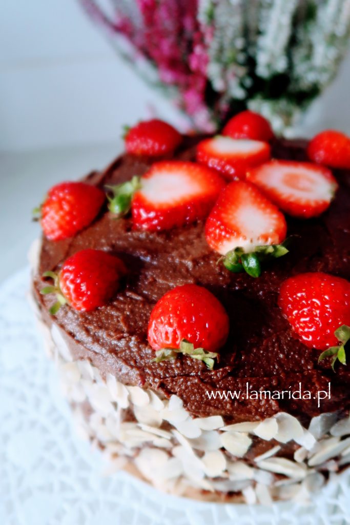 Tort z kremem dyniowym
