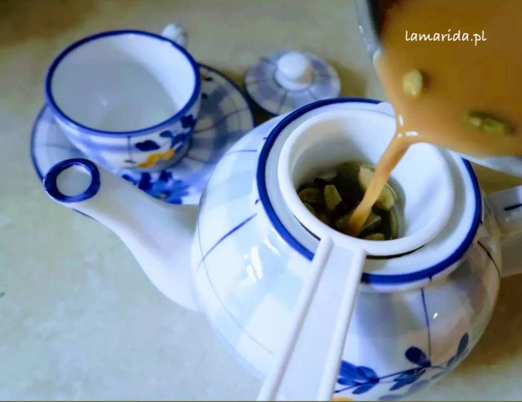 Karak Chai herbata po arabsku